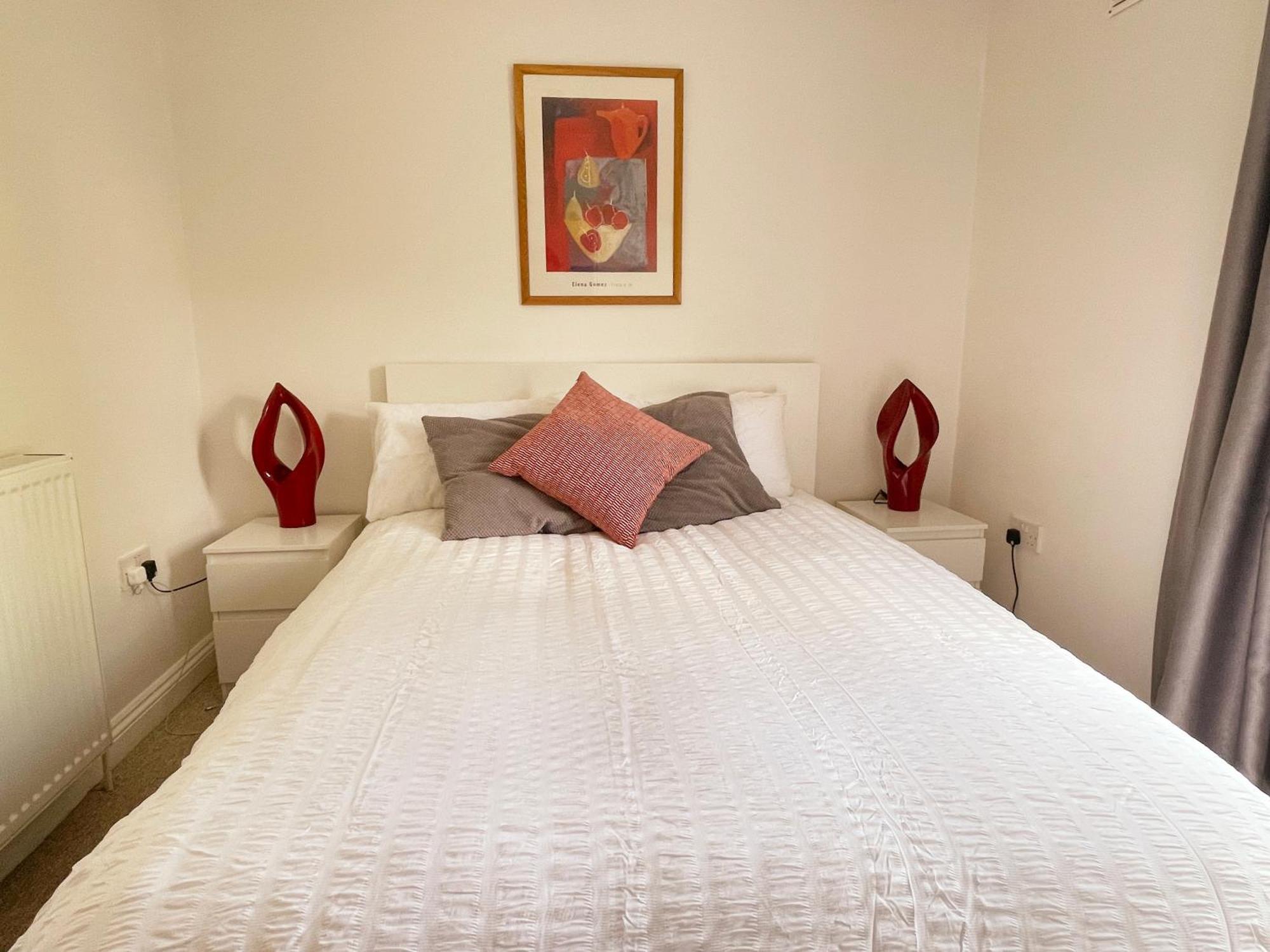 Lovely Serviced Apartment, Free Parking, Oxford Exteriör bild